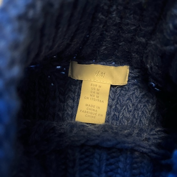H&M knit sweater - Picture 6 of 8